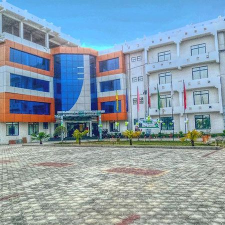 Kitchen Hut Hotel Nepalgunj Bagian luar foto